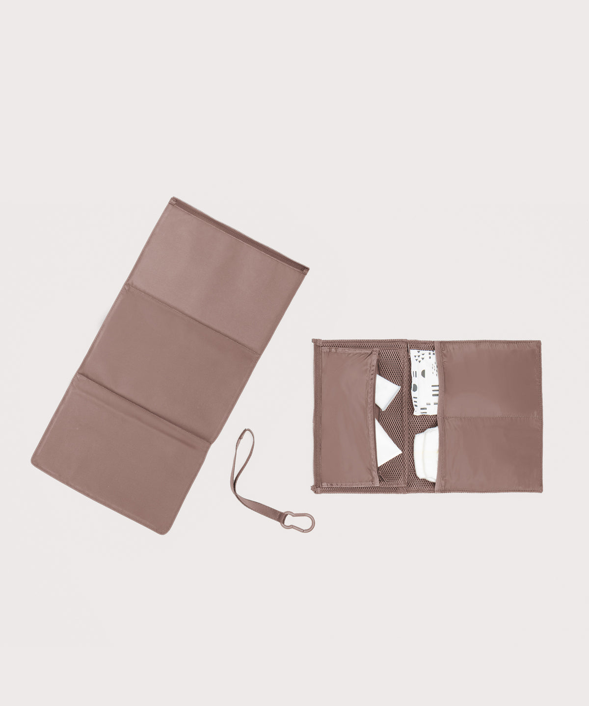 Joey Changing Kit in Dune