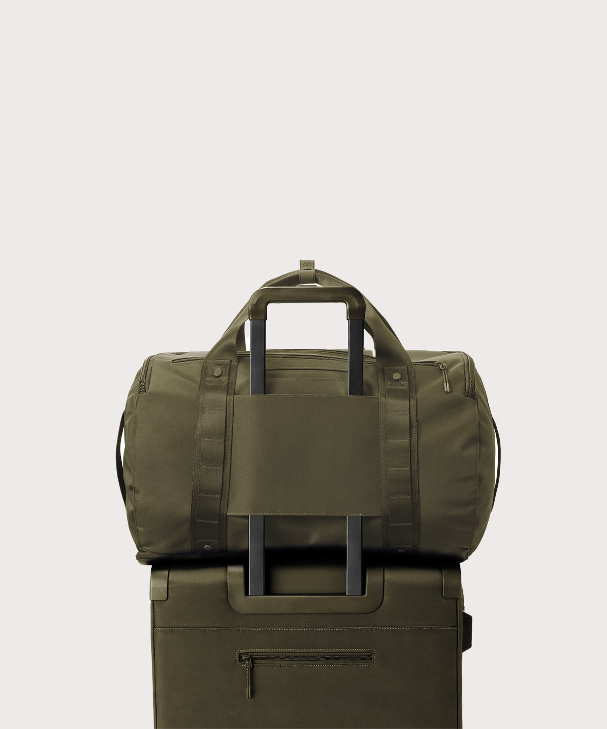 Denver Convertible Duffle in Dark Moss, Large